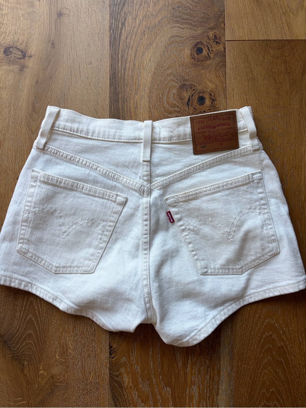 Classic High-Rise White Denim Shorts - Picture 2 of 2